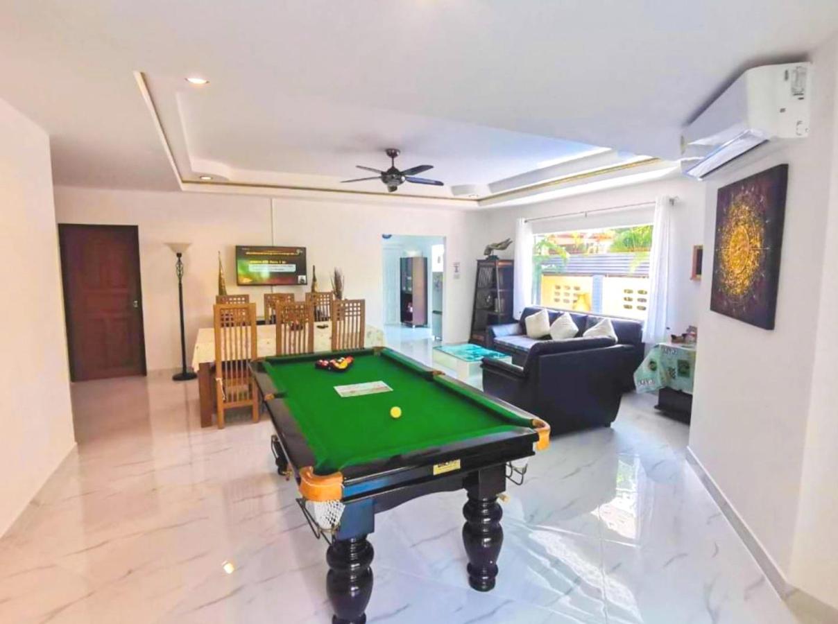 Corner Villa - Pattaya Holiday House Walking Street 4 Bedrooms Exteriör bild