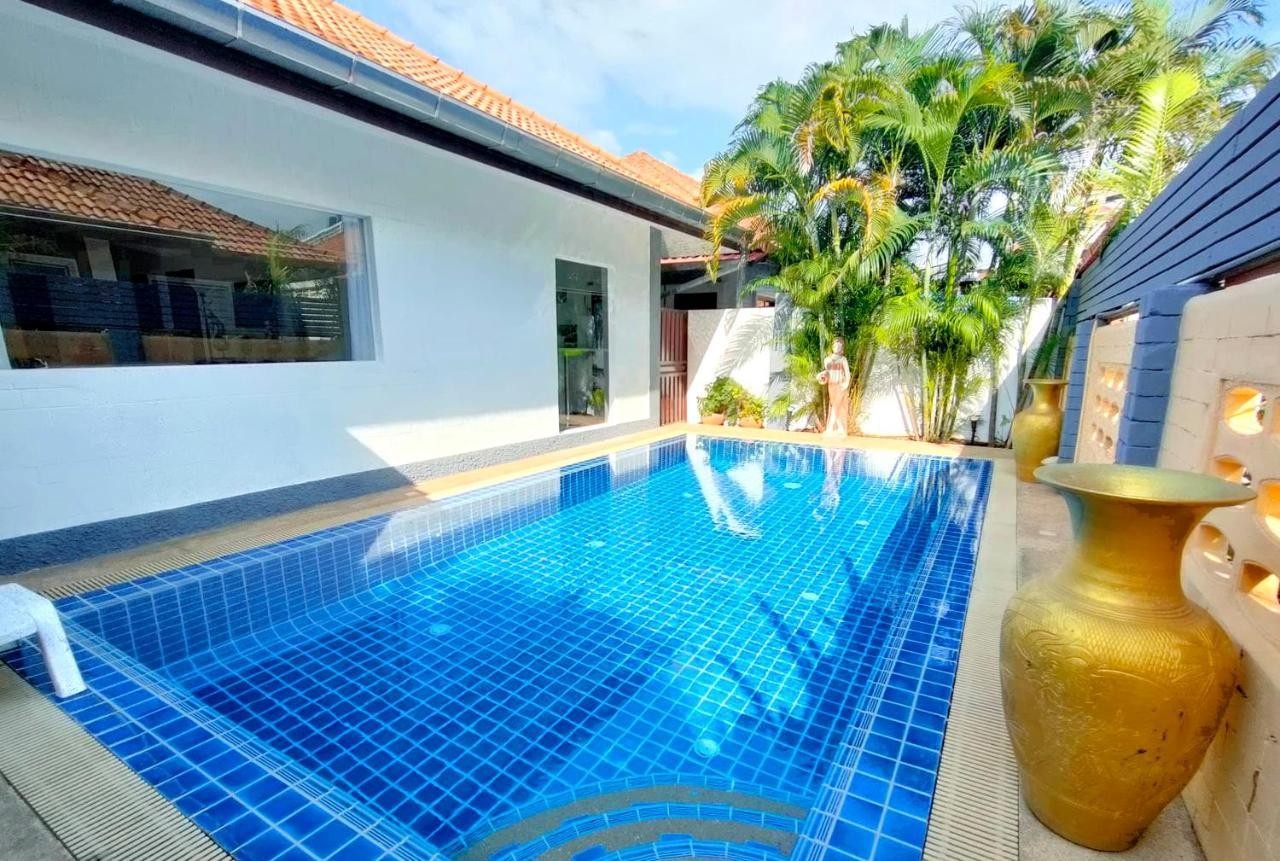 Corner Villa - Pattaya Holiday House Walking Street 4 Bedrooms Exteriör bild