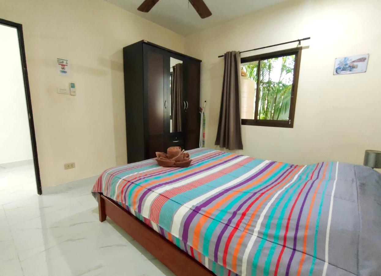 Corner Villa - Pattaya Holiday House Walking Street 4 Bedrooms Exteriör bild