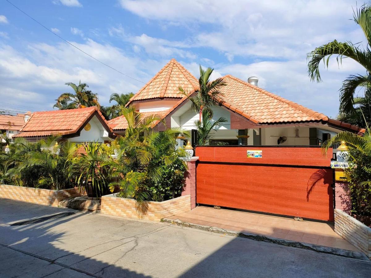 Corner Villa - Pattaya Holiday House Walking Street 4 Bedrooms Exteriör bild